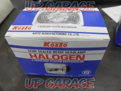 KOITO
[
Koito Manufacturing Co., Ltd.
]
Bulb replaceable halogen head lamp unit
(Square 4-lamp 12V)
Type 2
[Number]
4HRSSB-2-12HP