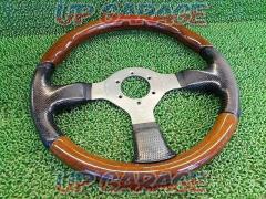 MOMO
FIGHTER
Wood / Leather
Steering