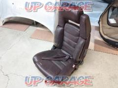 Toyota
MZ10
Soarer (first generation) genuine leather right front seat