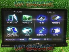 Panasonic
CN-R300D
4x4 Full Seg/CD/DVD/SD/USB/Bluetooth (hands-free only) compatible memory navigation