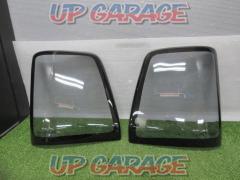 MUD
FACTORY
Carry track
Headlight cover
Right and left