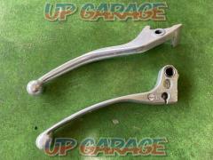 Guromu
Genuine
Lever left and right
JC61
Previous period
13 - 15 years
