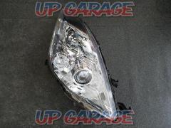 TOYOTA (Toyota)
ZGM10
Isis late model genuine HID headlights (driver's side only)