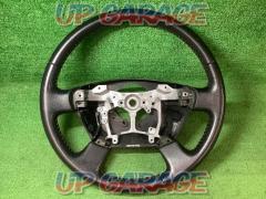 TOYOTA (Toyota)
200
Crown genuine leather steering wheel