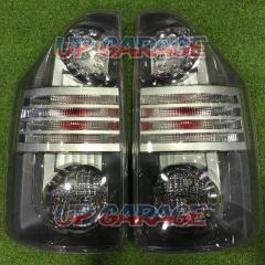Toyota genuine
70 system VOXY the previous fiscal year
Genuine LED tail
Right and left