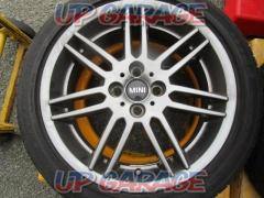 MINI genuine option
BBS
RD416
※ tire that is reflected in the image is not attached