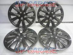 Unknown manufacturer wheel cap 15 inch