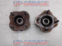 Left and right set Nissan genuine
Rear hub