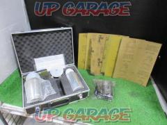 Headlights of unknown manufacturer
Remover set