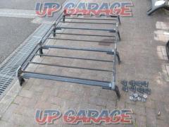 Unknown manufacturer Every/DA64
Roof rack