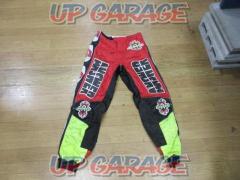 answer motocross pants
30 size
※There is a tear
