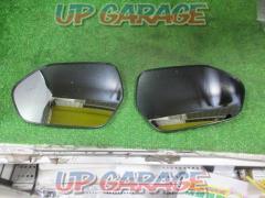 TOYOTAC-HR/Corolla Touring etc.
Genuine door mirror lens
Right and left