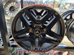 MercedesBenz
G class / W 463
G63/AMG genuine wheels
Only one