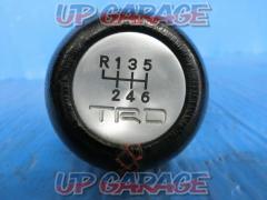 TRD
6-speed
Shift knob
[86 / ZN6