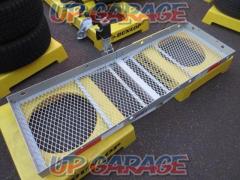 Unknown Manufacturer
Hitch Carriers Cargo