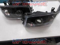 Unknown Manufacturer
LED headlights
Right and left
