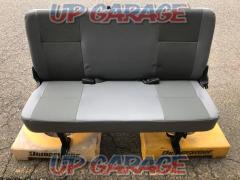 Toyota genuine
Town Ace
S403
Genuine second seat
