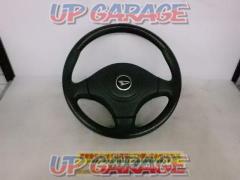 Daihatsu genuine
Leather steering wheel