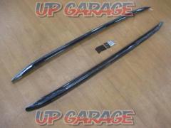 Unknown Manufacturer
Roof rail