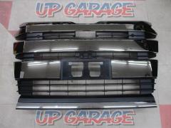 Toyota
90 Noah genuine front grill