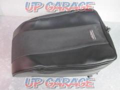 MotoFizz (Motofizu)
Flat seat bag (MFK-115)
Capacity 12L