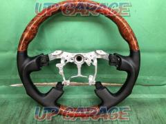 TOYOTA
[GS120-03360]
Genuine wood combination steering wheel