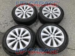 SUBARU genuine aluminum wheels + MICHELIN
X-ICE
SNOW
215 / 55R17
4 pieces set