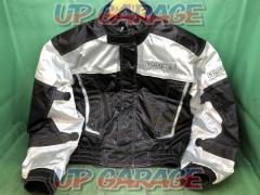 Nankaibuhin [001-2A7]
Nylon jacket
+
Nylon pants