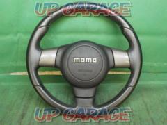 Daihatsu genuine Move (L175) genuine option
MOMO steering