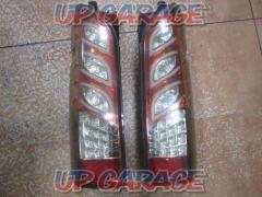 Translation
Unknown Manufacturer
Hiace 200
LED tail