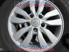 Nissan
Serena genuine spoke wheel
