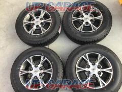 TOYOTA
Hiace
200 series
Original option wheel
+
KENDA (Kenda)
KR33
195 / 80R15C
107 / 105R