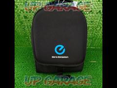 NISSAN
Reef
Case for genuine charger