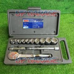 TONE
Socket wrench set
9.5mm
Sq
No.3108