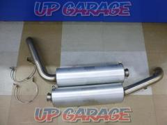 DUCATI genuine silencer
Left and right set ■ 996SPS