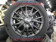Unknown Manufacturer
VS
Spoke wheels
+
Tire GOODYEAR
EfficientGrip
Eco
EG02
