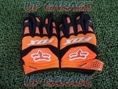 FOX Off-Road Gloves
For spring, summer and autumn
Size: M