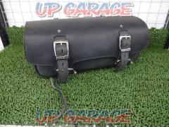 DEGNER product number: SB-105
Saddle bags
black
General purpose
Size: 19cm(length) x 42cm(width) x 14cm(depth)