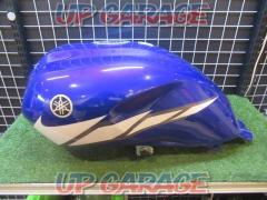 YAMAHA genuine gas tank
No cap key
Replacement cap included
XJR1300 (RP03J)