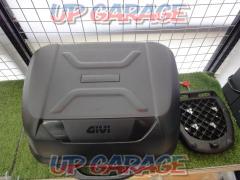 General purpose
GIVI
Top Case
Rear BOX
With mounting base
E43 NMLD