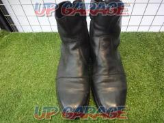 FORMA
Forma
Leather boots
black
Size equivalent to 26cm