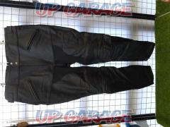 [
Size 40

Genuine leather pants
Protector
Knee/rear
