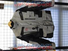[
hit-air

EU-5
Air bag jacket
M size
Inner detachable
All season