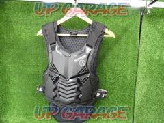 KOMINESK-688
Chest protector
Size XL