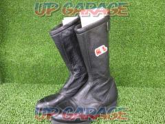 KUSHITANI Leather Boots
Size 22.5cm