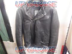 DEGNER
Cow leather
Double jacket