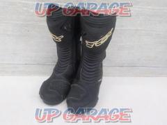 TCX
Racing boots
Size: EUR
38