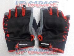 Nankaibuhin Half Finger Gloves
Size: L