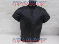 DEGNER
Short sleeve punching leather jacket
Size: M