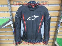 alpinestars (Alpinestars)
GUNNER
v2
Waterproof jacket
XL size